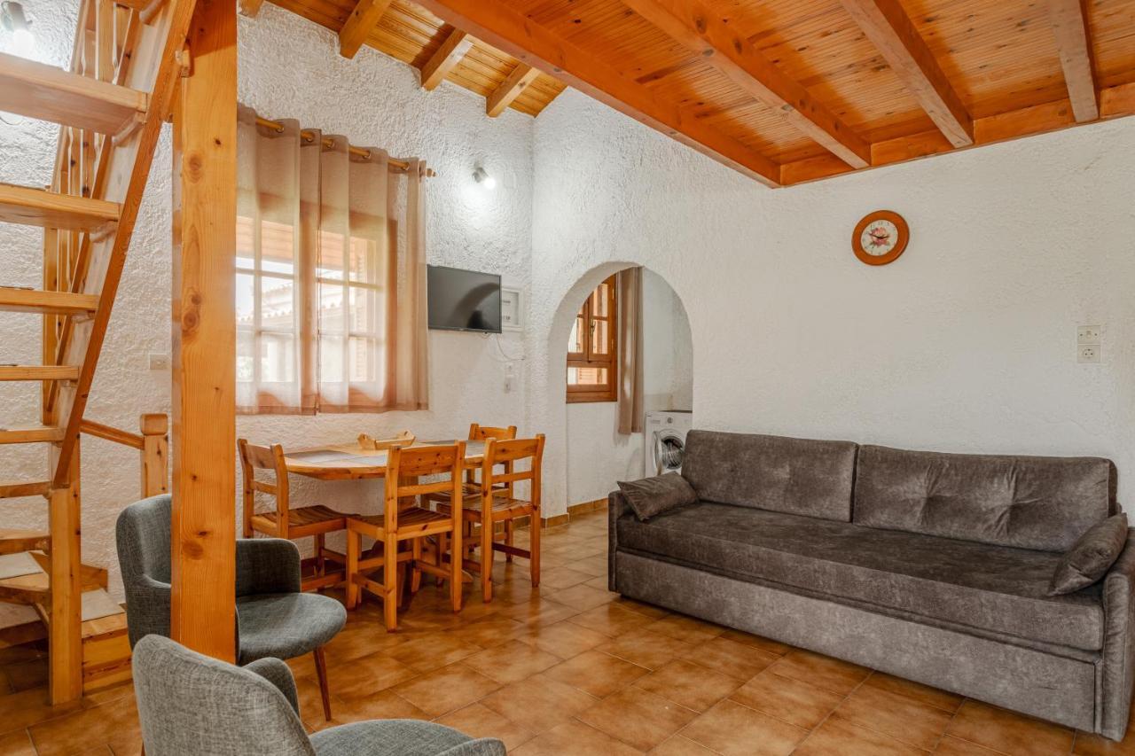 Sophia'S Maisonette 1 Stoupa Bagian luar foto