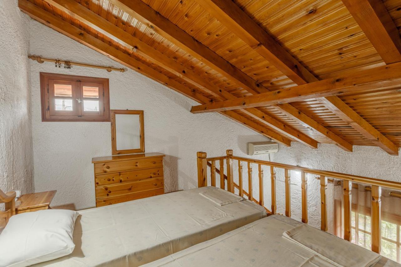 Sophia'S Maisonette 1 Stoupa Bagian luar foto