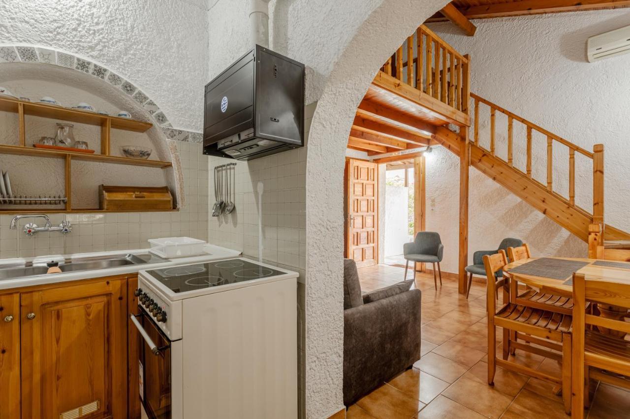 Sophia'S Maisonette 1 Stoupa Bagian luar foto